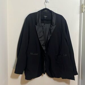 TORRID tuxedo blazer